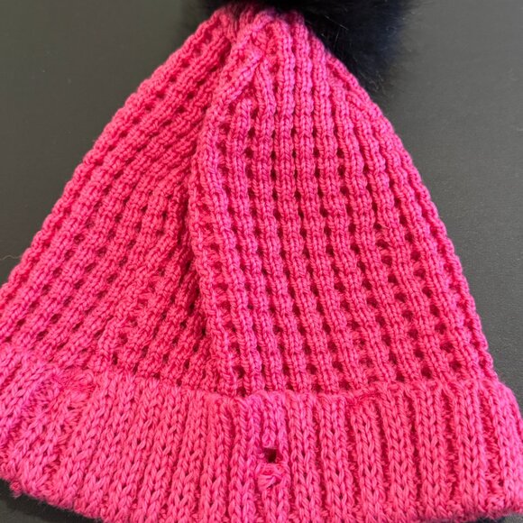 Dale of Norway Matching Beanie and Leg Warmers in Hot Pink - lightly used - Picture 4 of 7